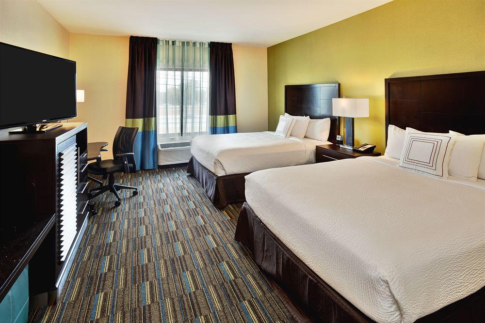 Fairfield Inn And Suites By Marriott Austin Northwest/Research Blvd Exterior photo